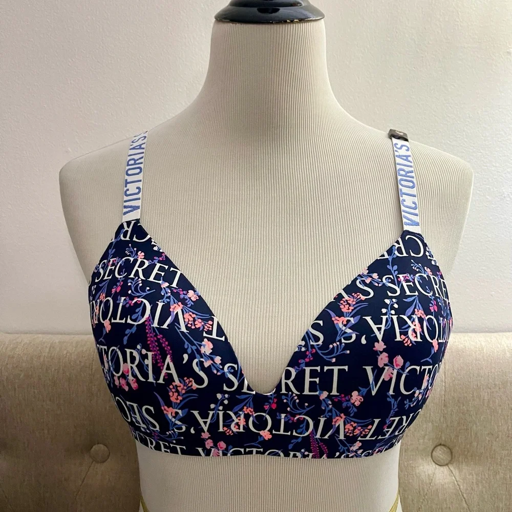 🌷Brand New Wireless Push Up Bra Victoria's Secret Blue and Pink Text Pattern Bra - Picture 2 of 7